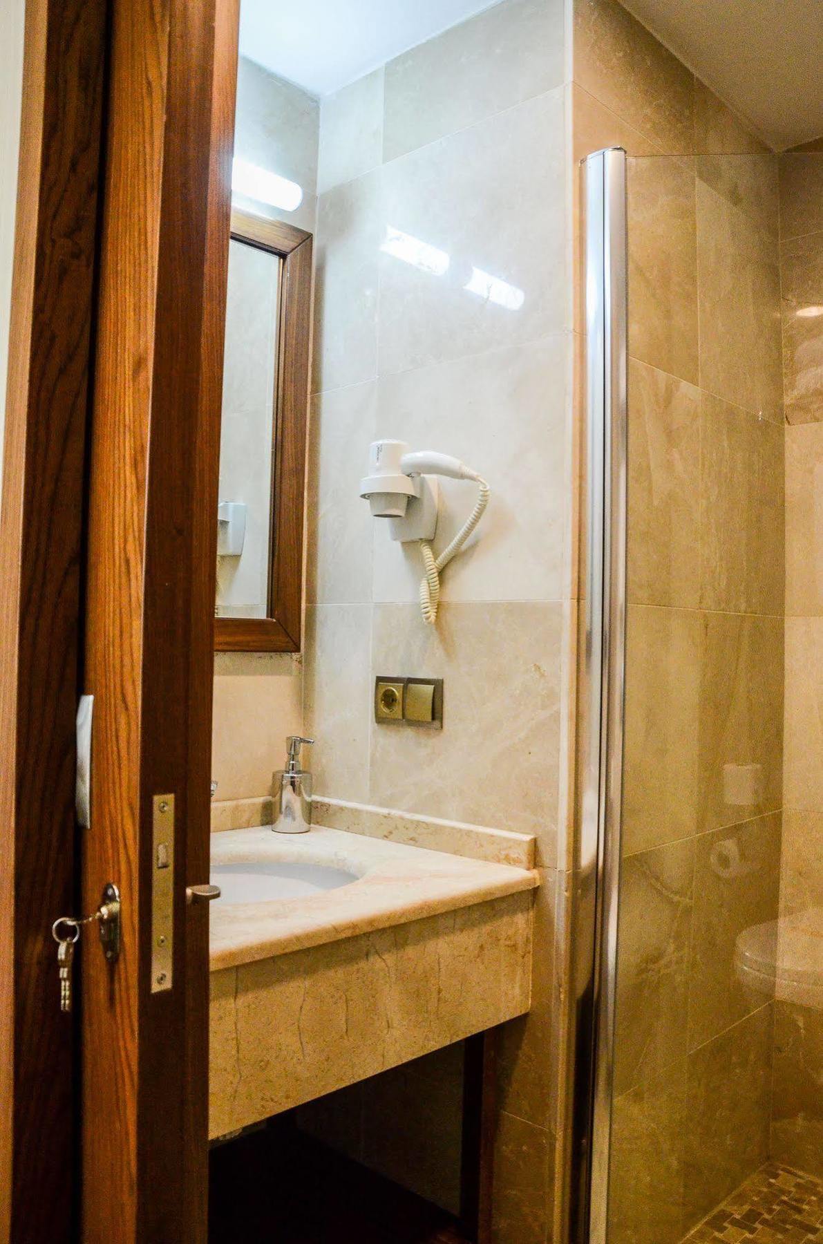Allegra Suites Galata อิสตันบูล ภายนอก รูปภาพ