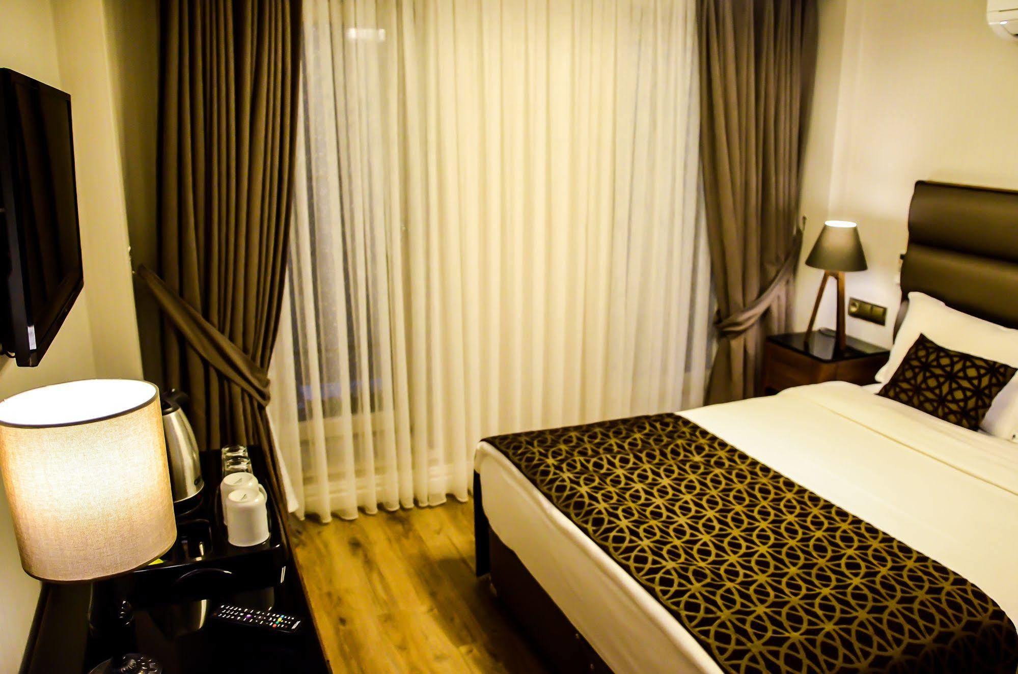 Allegra Suites Galata อิสตันบูล ภายนอก รูปภาพ